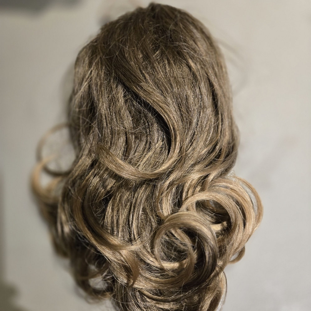 Elegant Brownish Blonde Ponytail Hair Wig